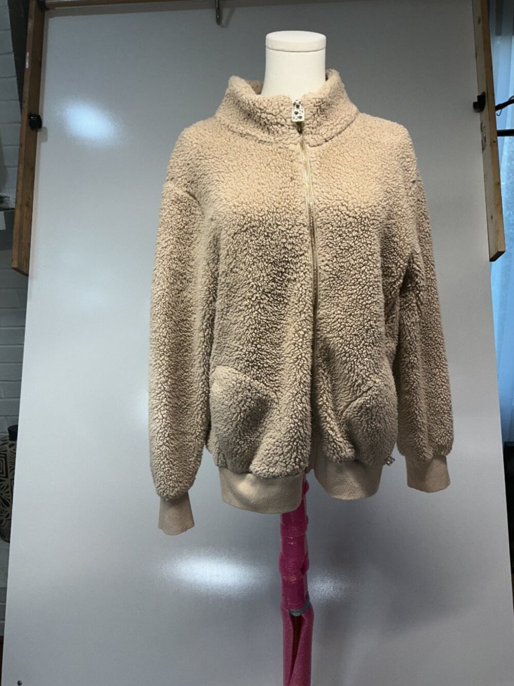Calvin Klein L Tan Sherpa Teddy Fleece Full Zip Jacket Cozy Fall Winter - Picture 8 of 13